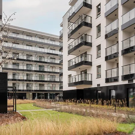 Apartamento Krakowska - Blisko Lotniska Okecie I Centrum Warszawy - Near Chopin Airport And Center Varsovia