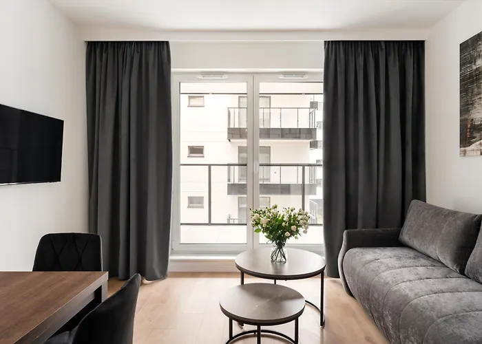 Apartmán Krakowska - Blisko Lotniska Okecie I Centrum Warszawy - Near Chopin Airport And Center Varšava